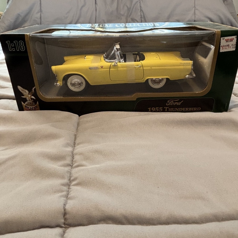 1955 Ford Thunderbird Yellow 1/18 Diecast Model Car by Road Signature 92068Y